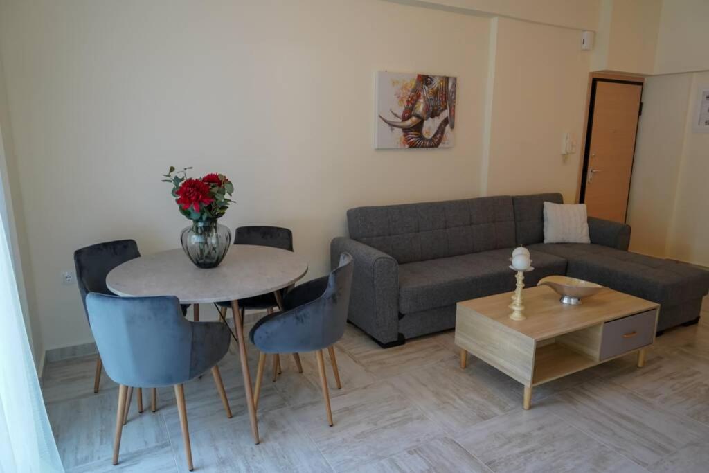Modern Apartment In The City Center Janina Zewnętrze zdjęcie